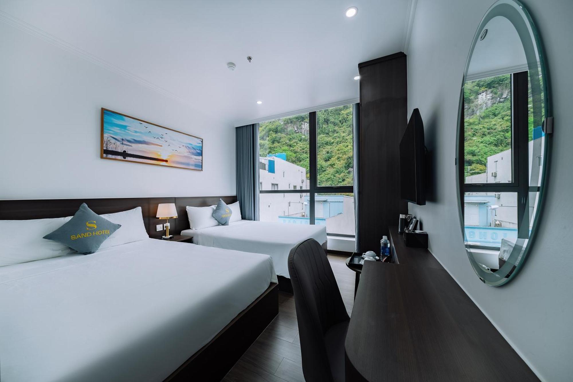 Sand Hotel Cat Ba Island Exterior photo