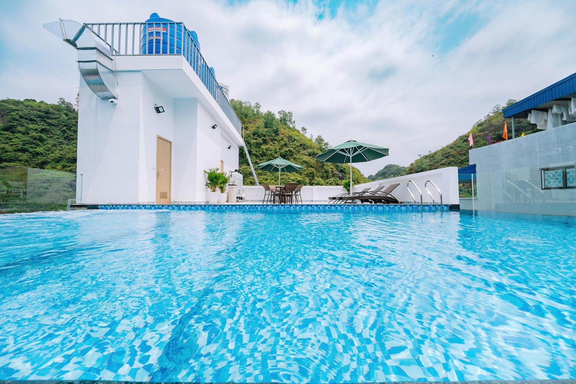 Sand Hotel Cat Ba Island Exterior photo